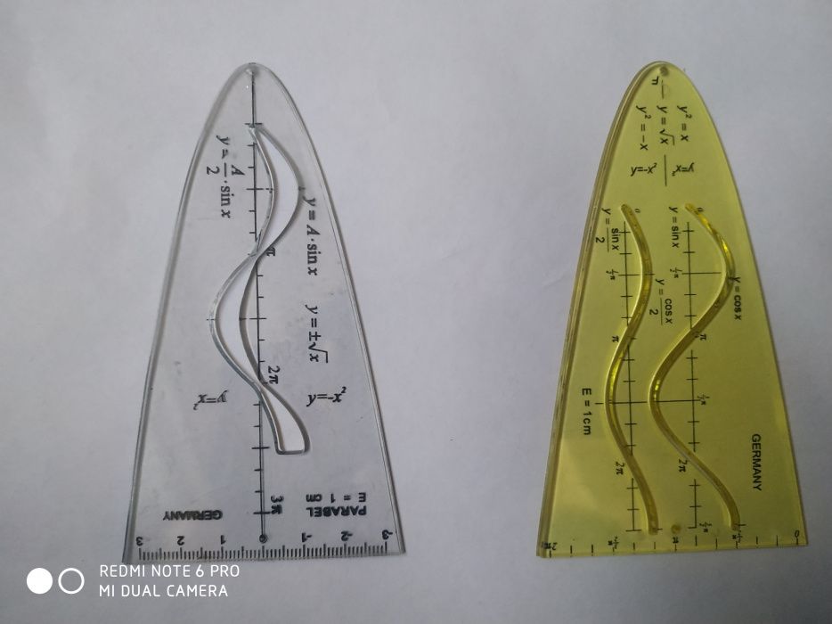 Линейки геометрические.