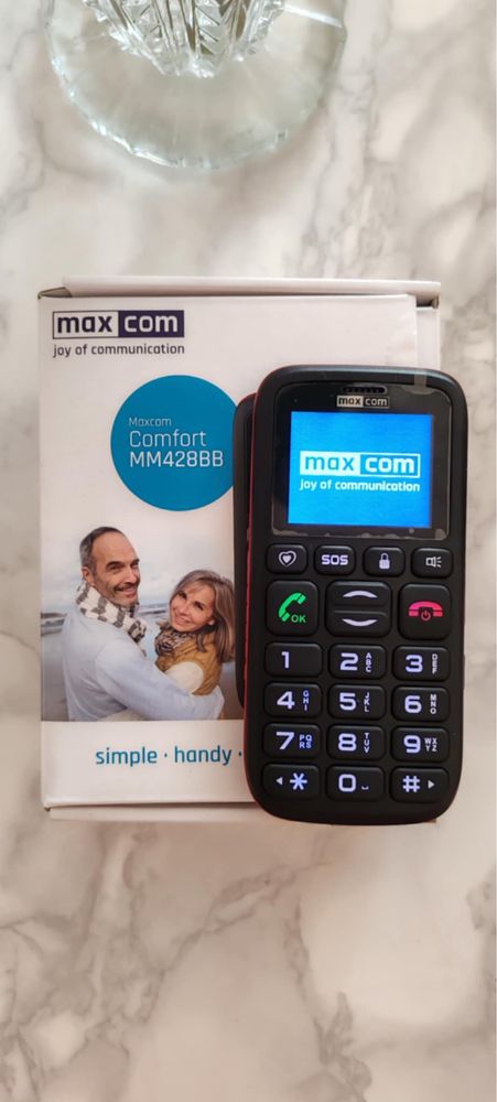 Telefon celular MaxCom
