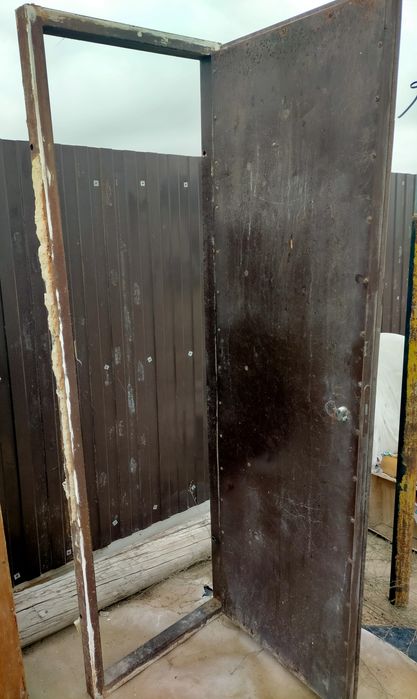 Темір есік сатылады