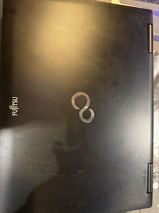 Лаптоп  fujitsu lifebook S752