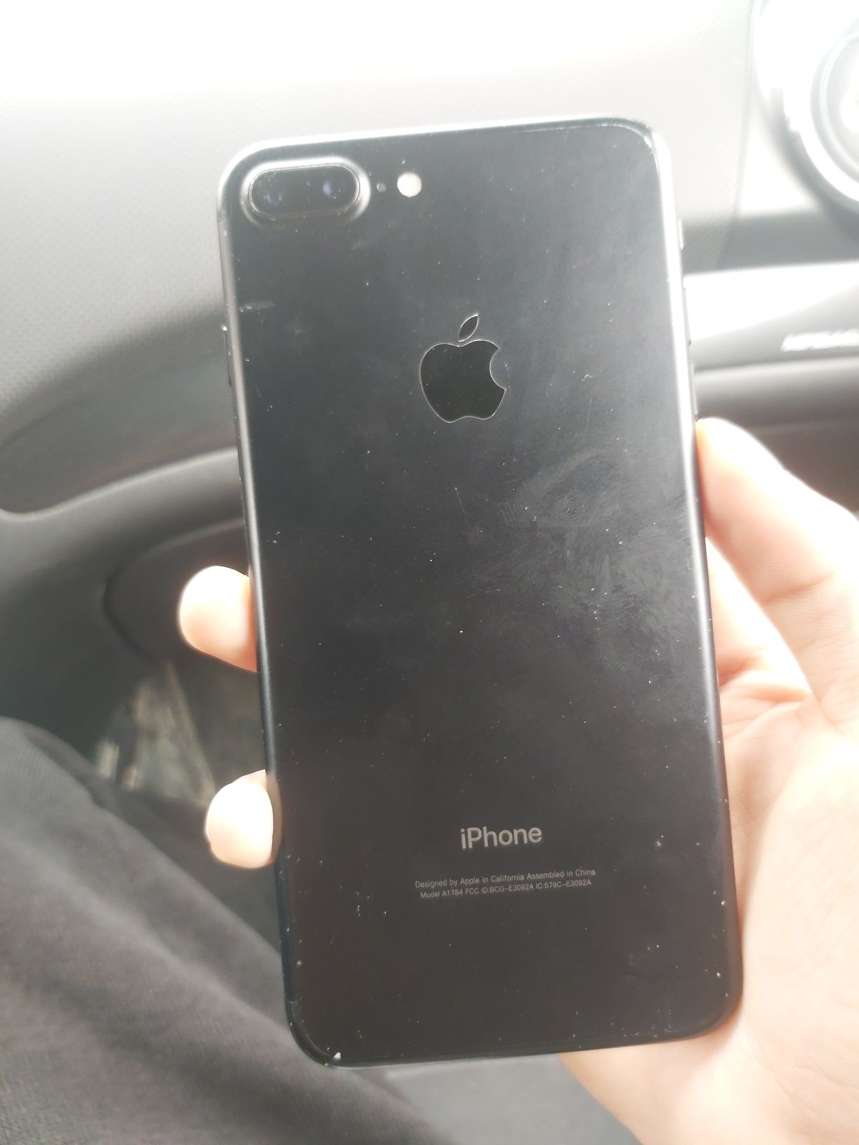 Iphone 7 + ideal