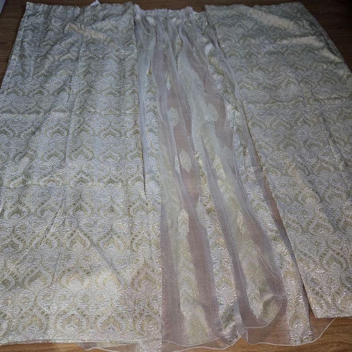 Продам тюль и теневые шторы