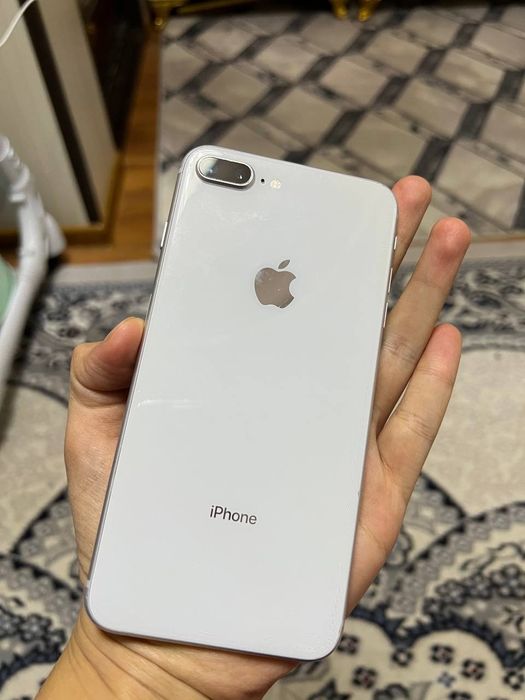 Iphone 8 Plus  64 gb  74% ёмкость