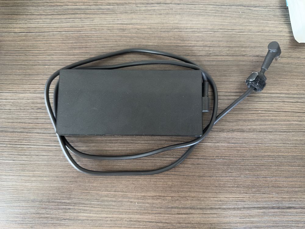 Зарядно устройство за лаптоп Asus