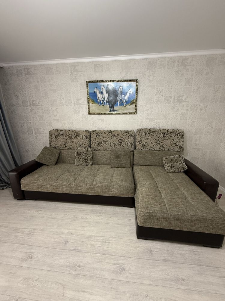 Недорого продам диван