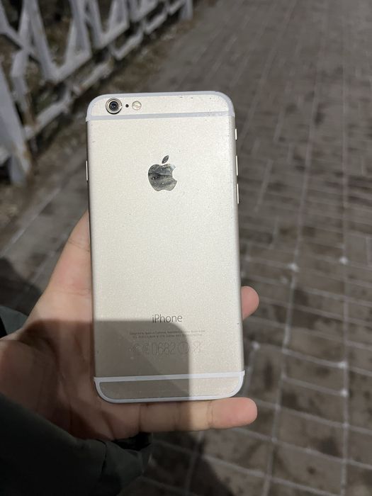 iPhone 6,Redmi Note 6 Pro