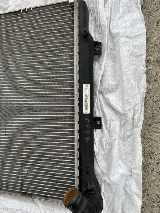 Radiator racire apa vw passat b7 cod motor cffb euro5 3c0121253ar