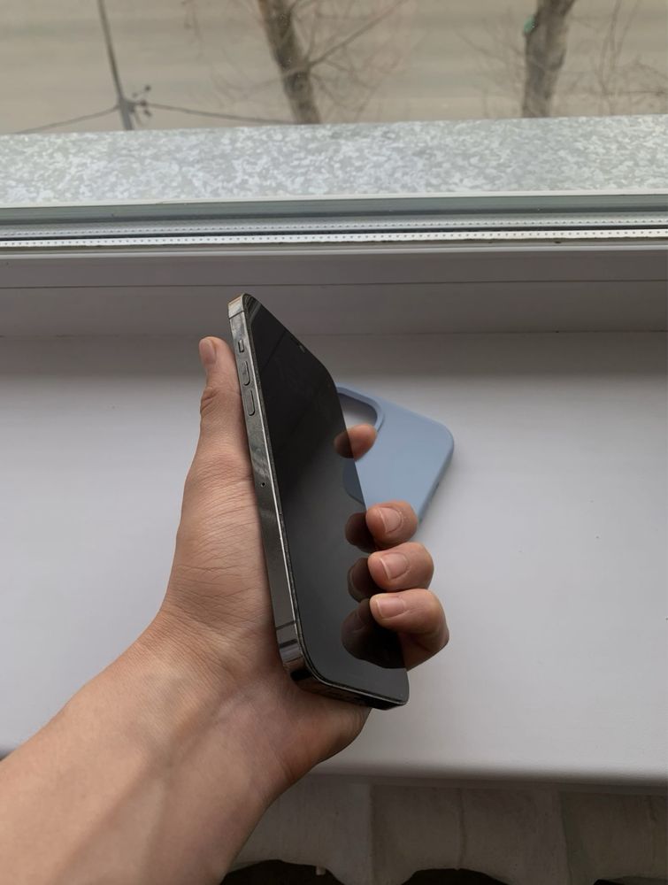 Продам Iphone 12 Pro Max
