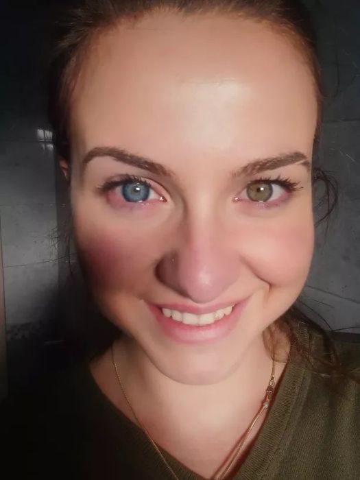 Цветни лещи без диоптър