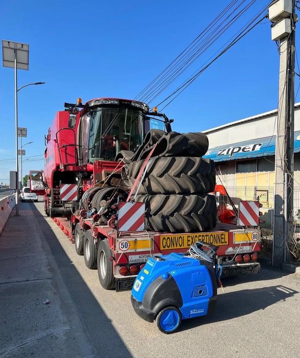 Echipament de curățenie cu aburi