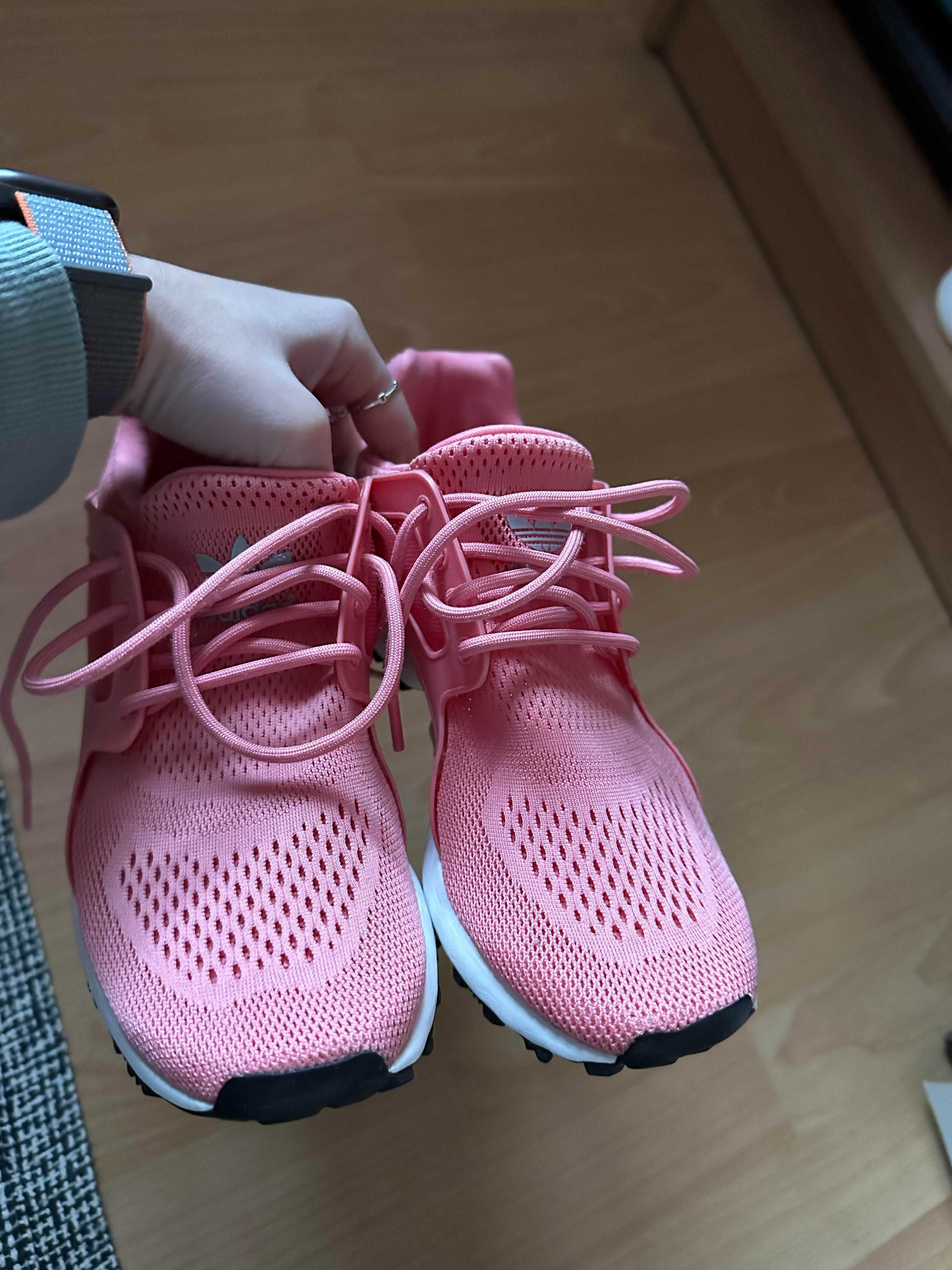 Adidasi Adidas roz