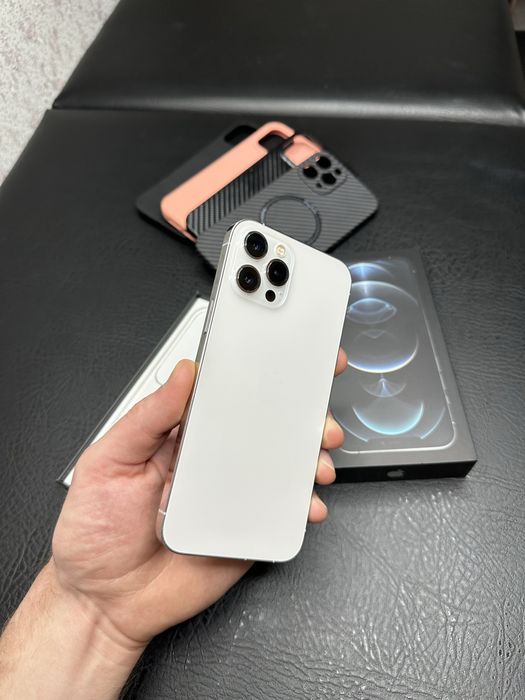 Iphone 12 pro max акб90%