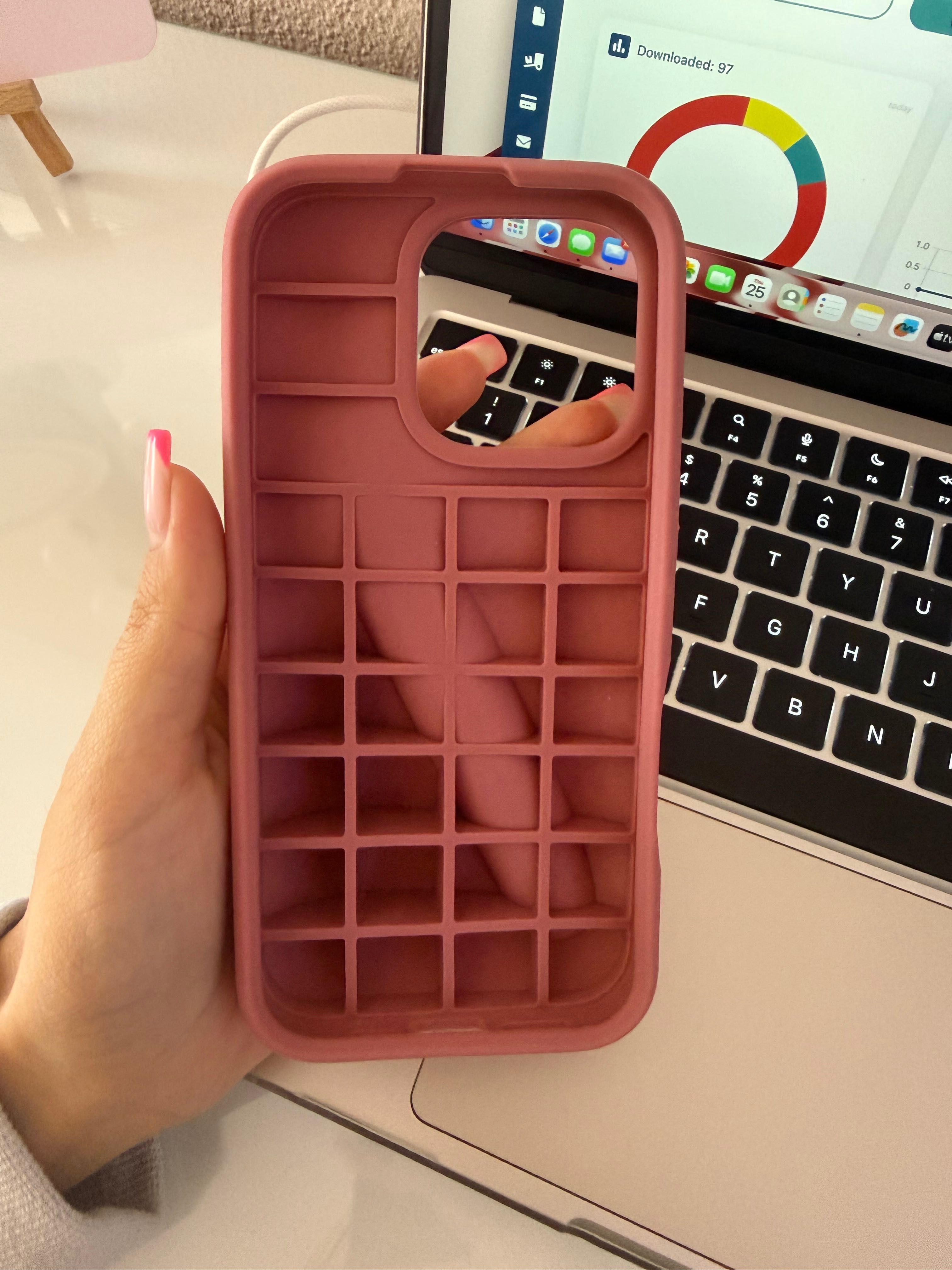 Кейс за iPhone 16pro