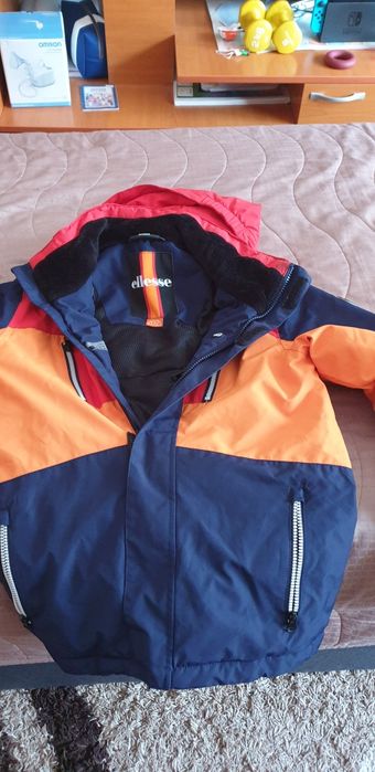 Зимно яке Еllesse.