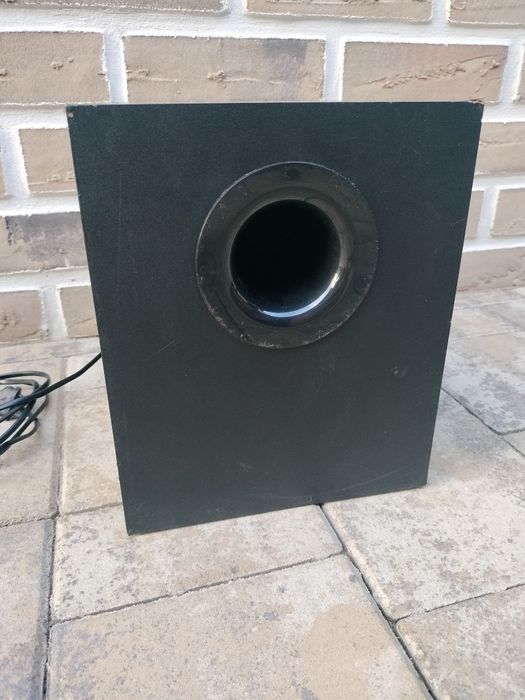 Logitech Z 623 incintă și amplificare