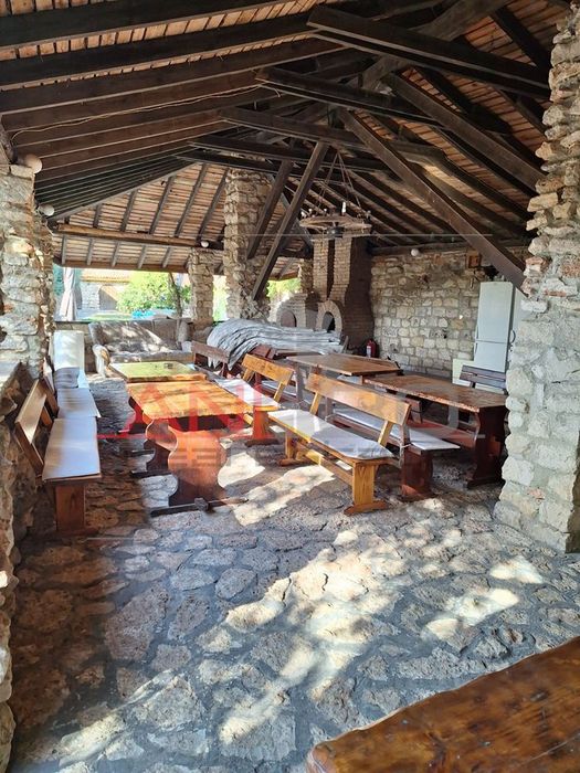 Продава се Къща в Варна, Галата - 660 кв.м за 1288 €/кв.м - Снимка #8