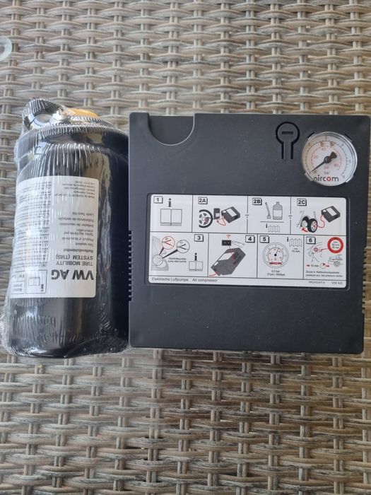 Compresor auto 12V umflat roti