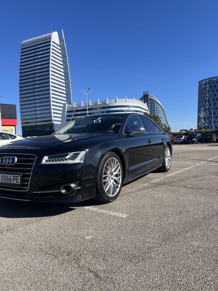 Audi S8 Design Selection B&O