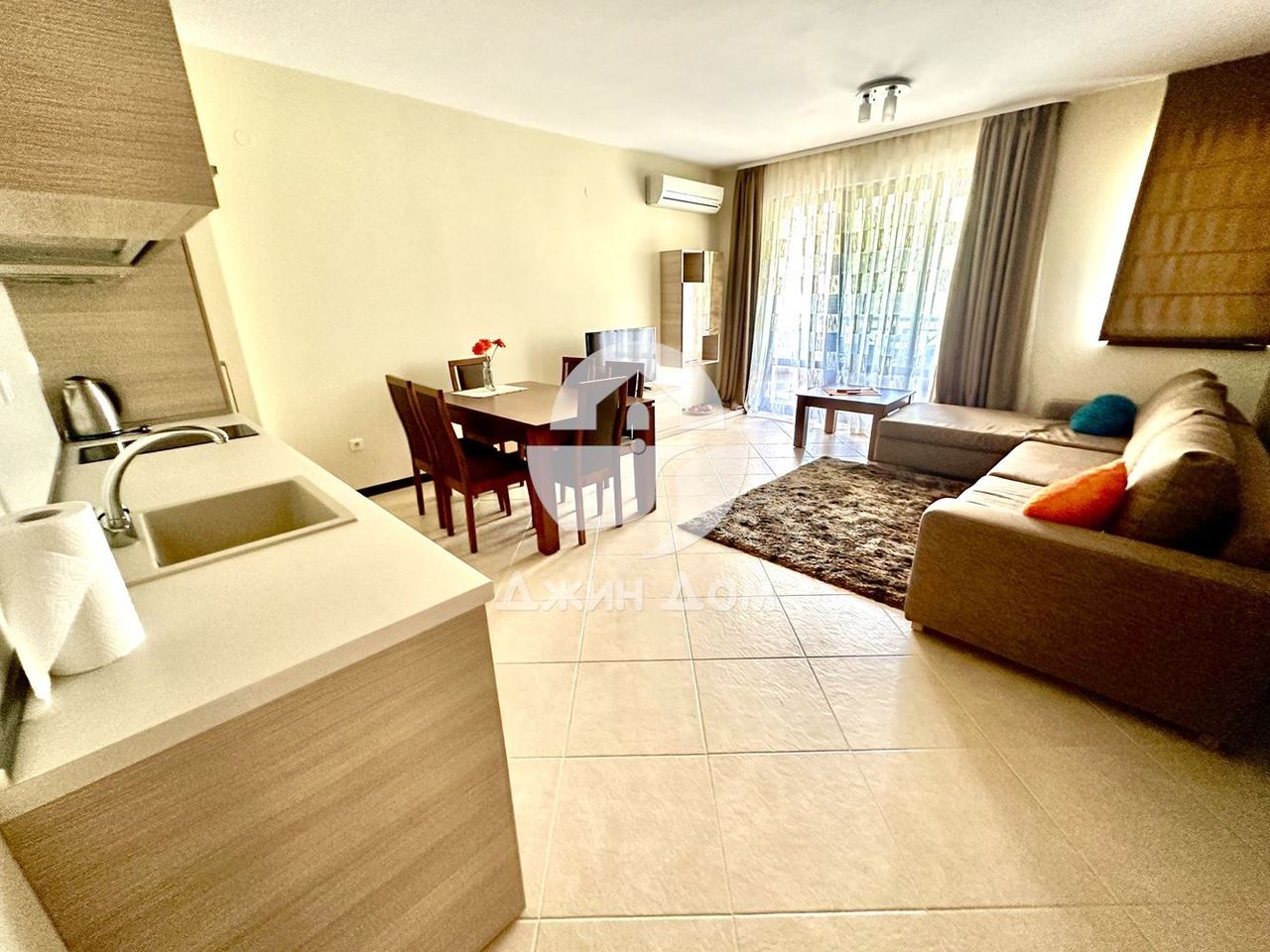 Продава се Тристаен апартамент в с. Лозенец, Област Бургас - 137 кв.м за 1369 €/кв.м - Снимка #1