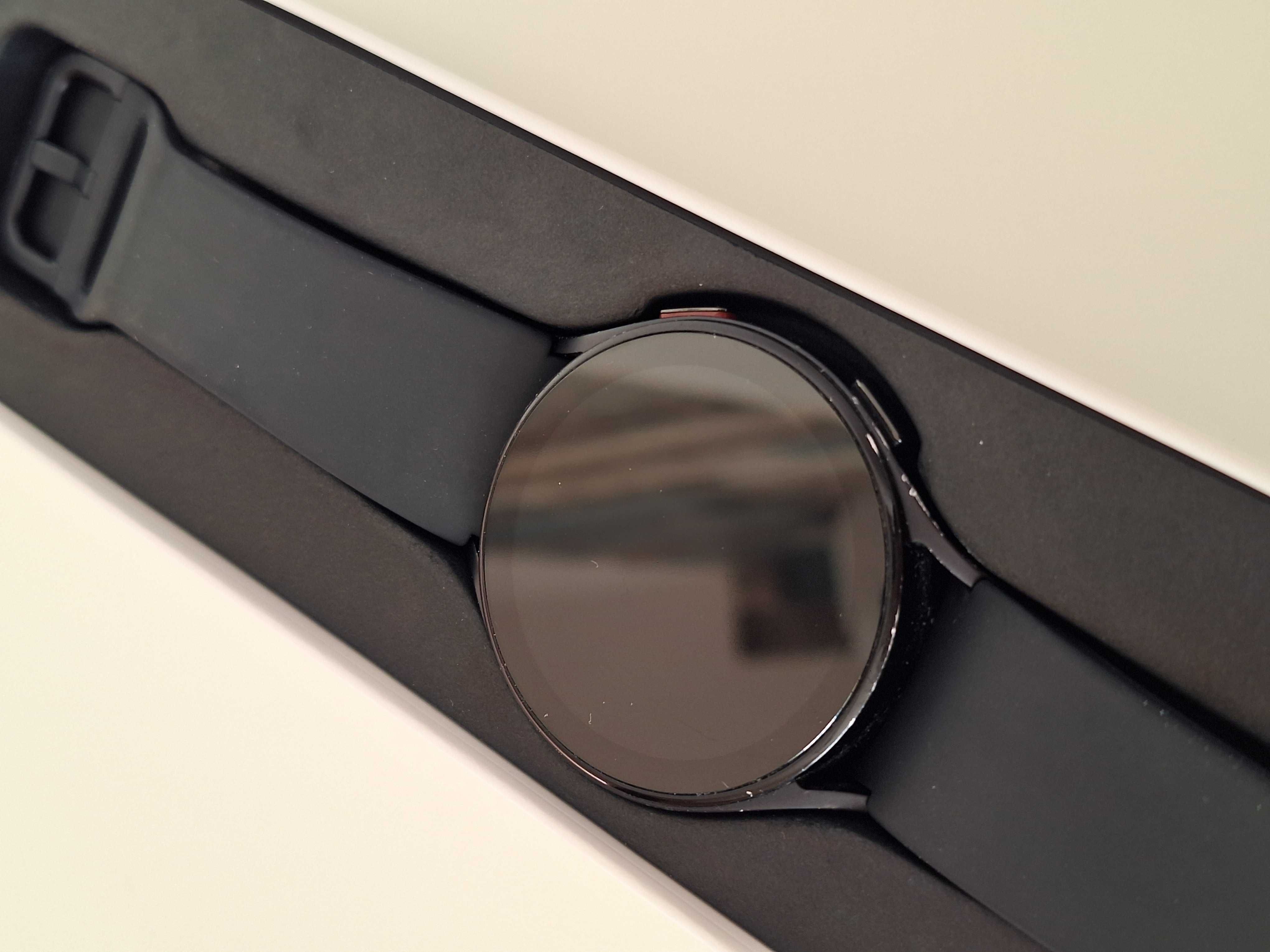 Samsung Galaxy Watch5, 44 мм, BT, Silicone Strap, Graphite