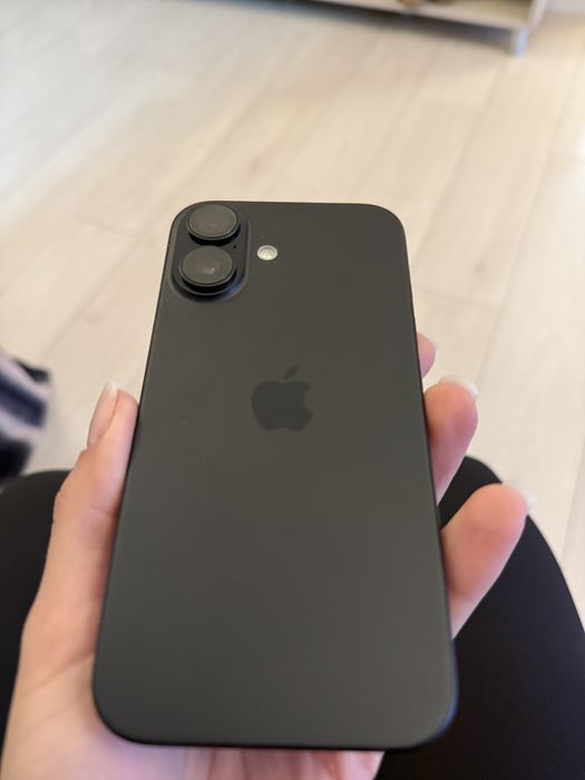 Iphone 16 NEGRU 128 GB
