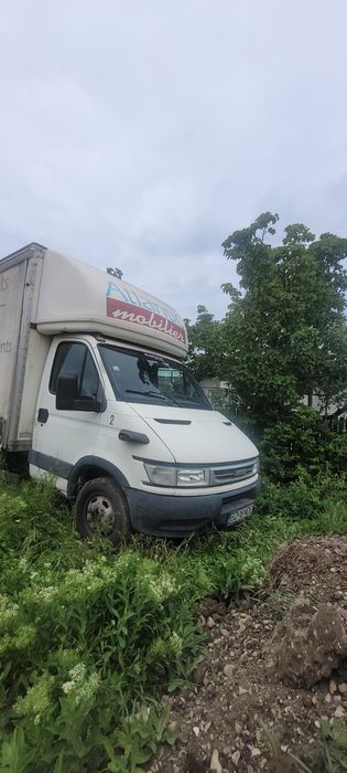 Vând Iveco daily