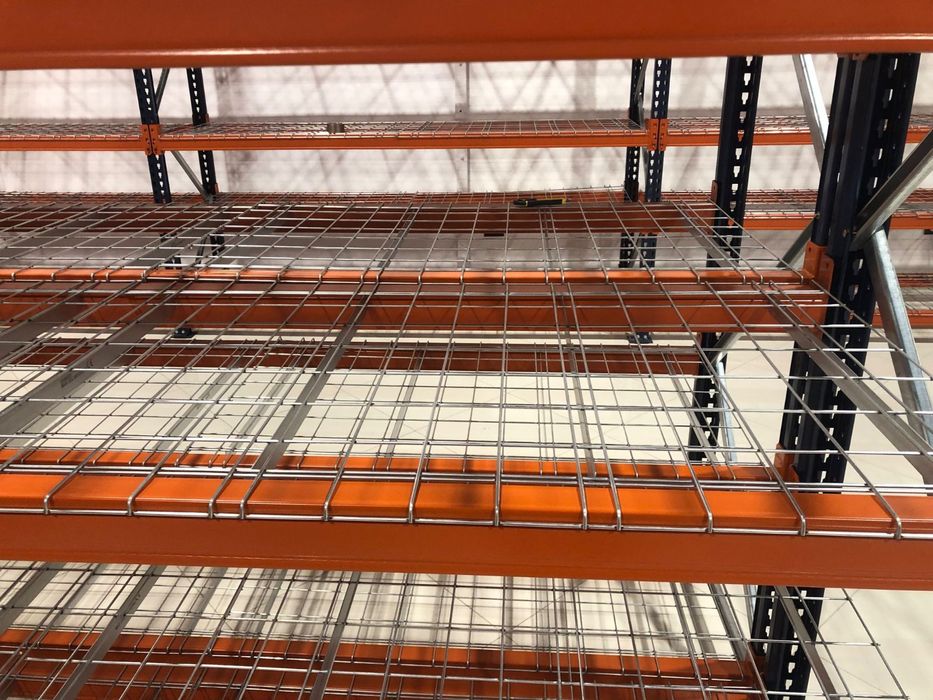 Rafturi metalice de vânzare producător Dexion