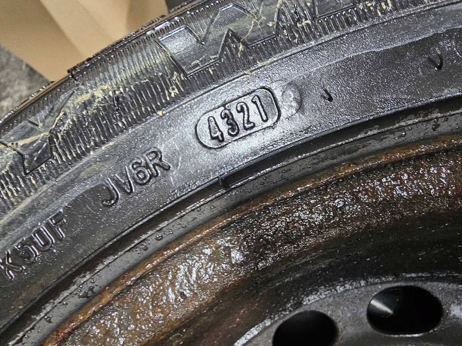 Set roti iarna 205 55 r16 Complete