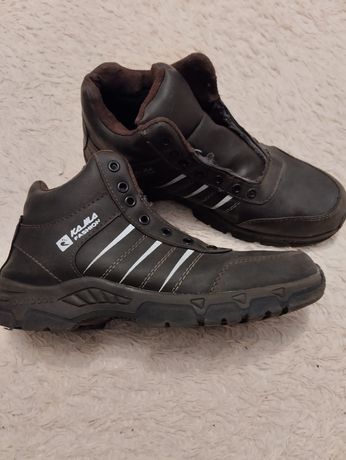 Мужские обуви размер 39-40