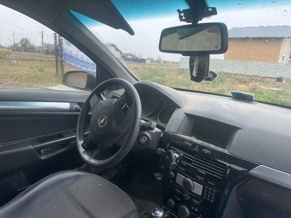 Opel astra h 1,7
