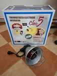 Incubator electric cu thermostat Cleo 5