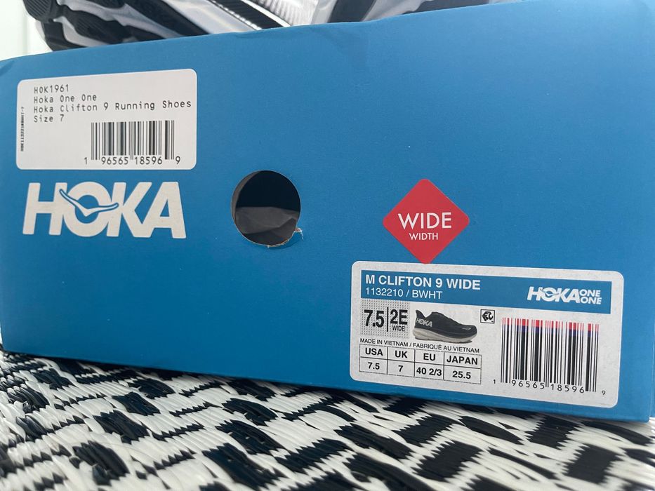 Hoka Clifton 9 2E (Extra WIDE)