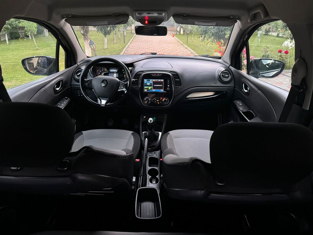 Renault Captur/1.5 Diesel / Camera / Navi mare / Clima