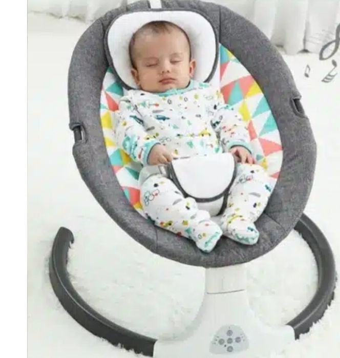 Vând balansoar electric