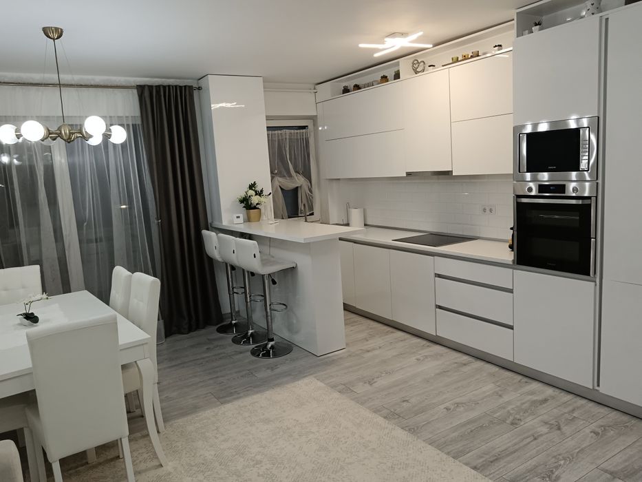Apartament cu două camere de vânzare