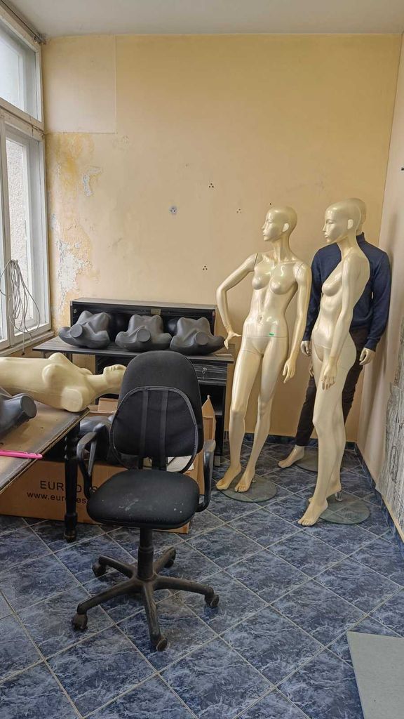 Продава се Офис в Казанлък - 90 кв.м за 794 €/кв.м - Снимка #1