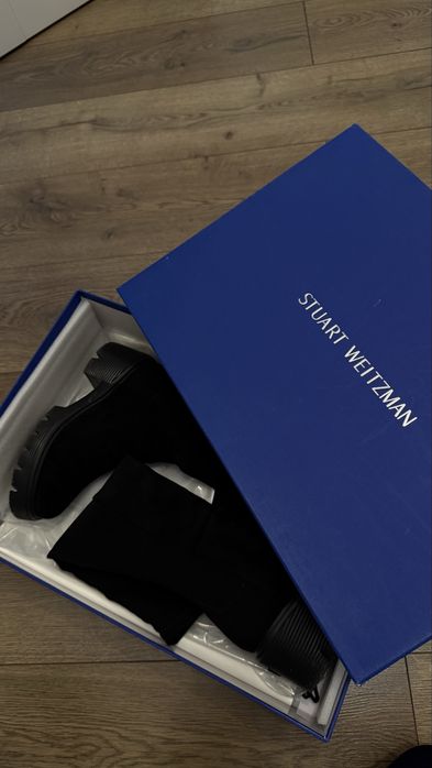 Продам замшевые сапожки