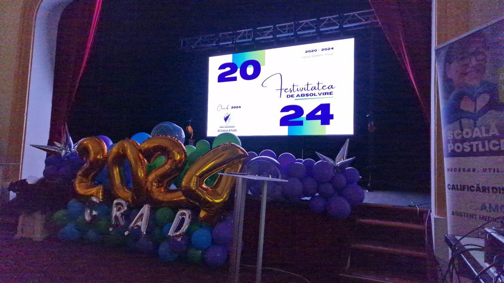 Scena completa pentru concerte, nunta, botez, zile comuna, conferinte