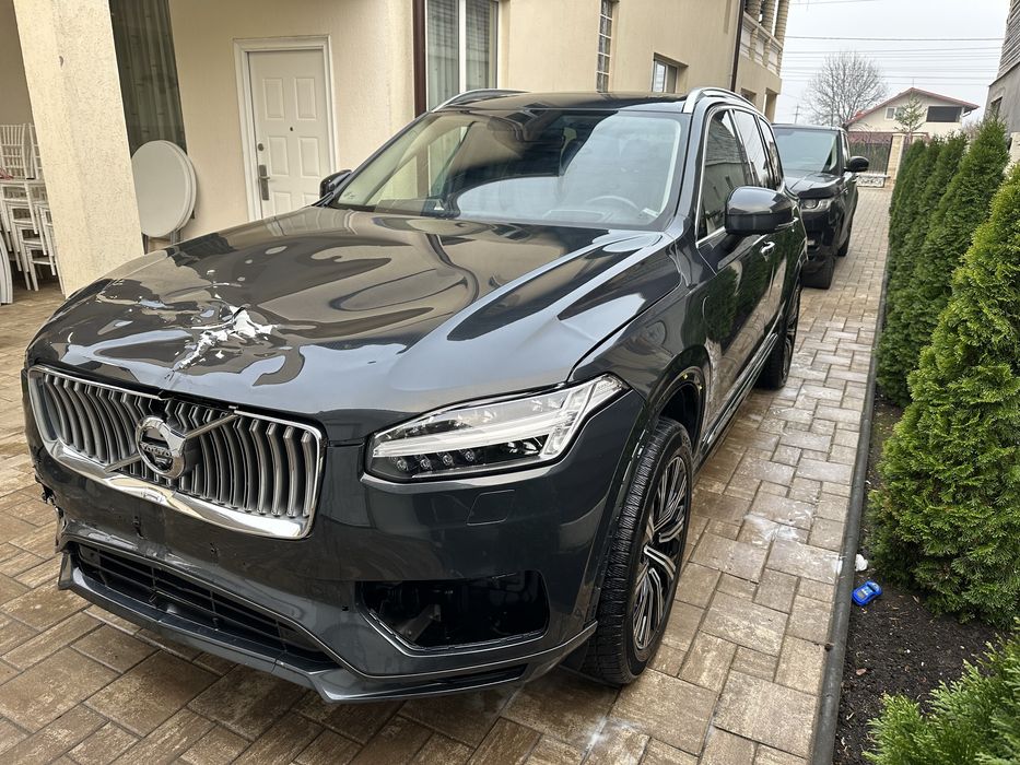 Volvo XC90 Plug in Hybrid Avariat