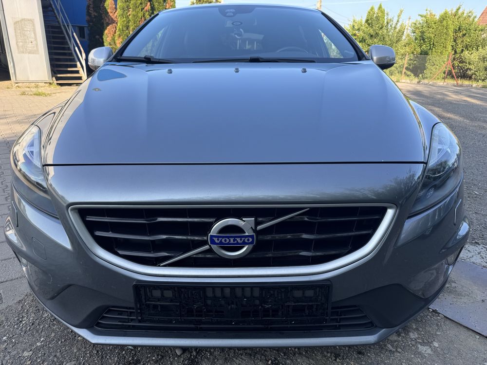 Volvo V40 R DESIGN