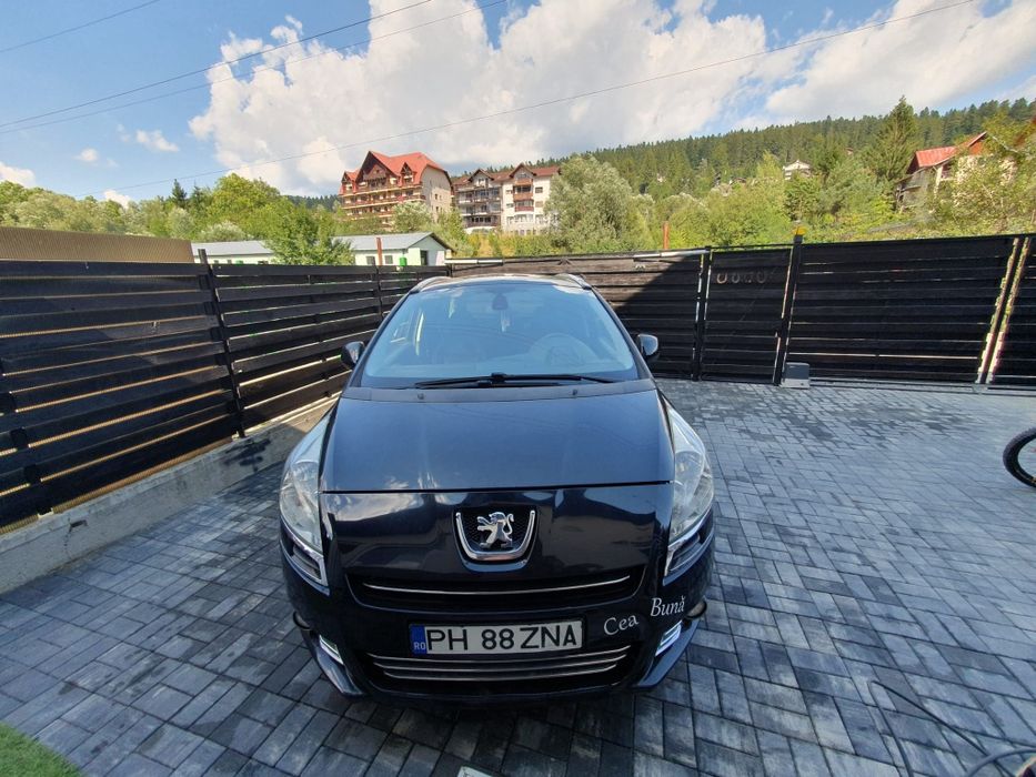 Peugeot 5008 an 2012