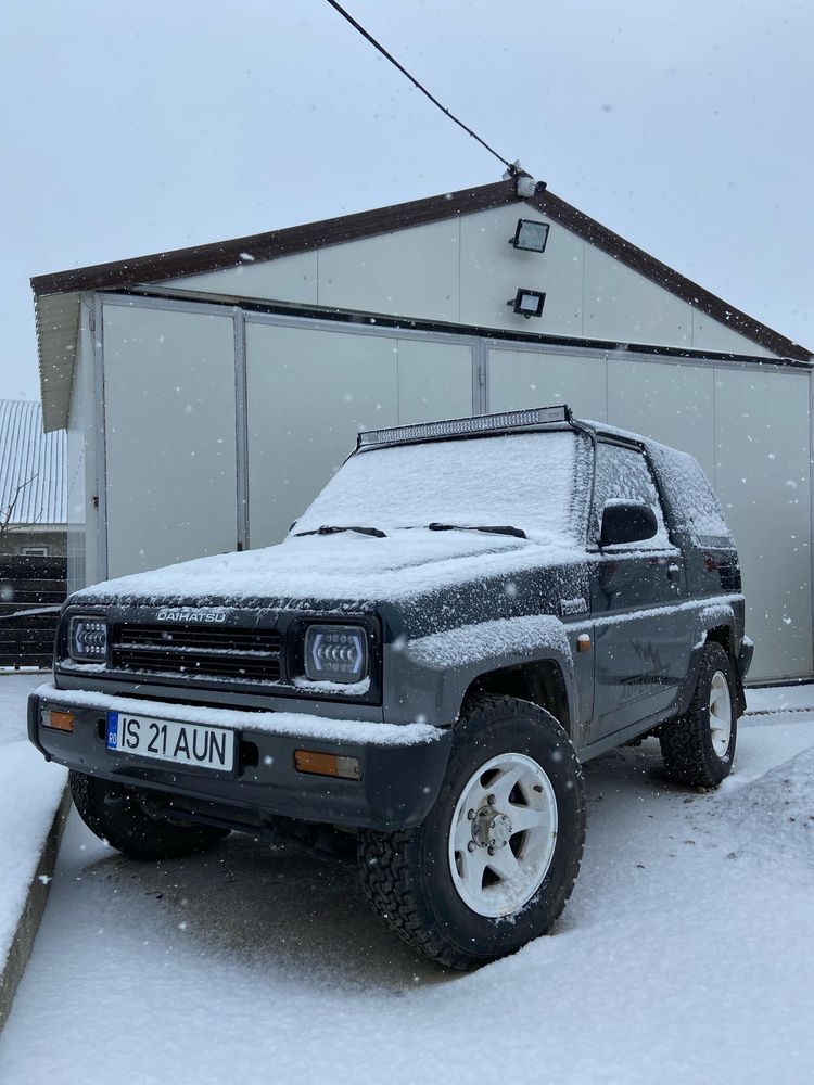 Vand Daihatsu Feroza