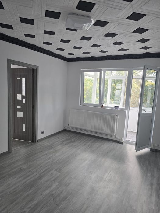 Proprietar : Apartament 3 camere de vanzare