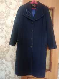 Женское турецкое пальто в идеальном состоянии.