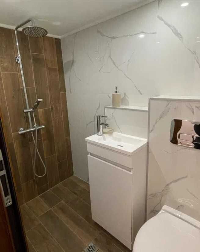 Продава се Едностаен апартамент в София, Център - 45 кв.м за 4112 €/кв.м - Снимка #15