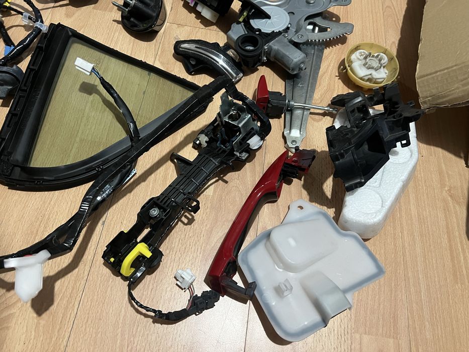 Части за Lexus is / Rc Xe30 2013/2020 250/200t/300h/300/350