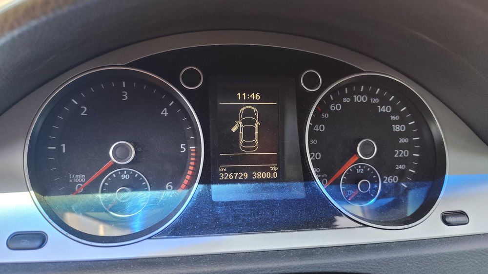 Vând Volkswagen Passat 2.0 TDI Berlina