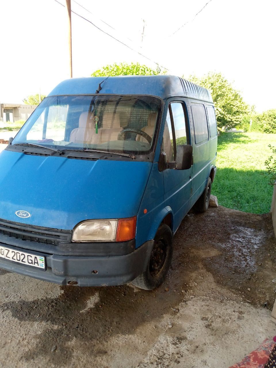 Ford Transit yili:1992 moshinani rasxodi yoq