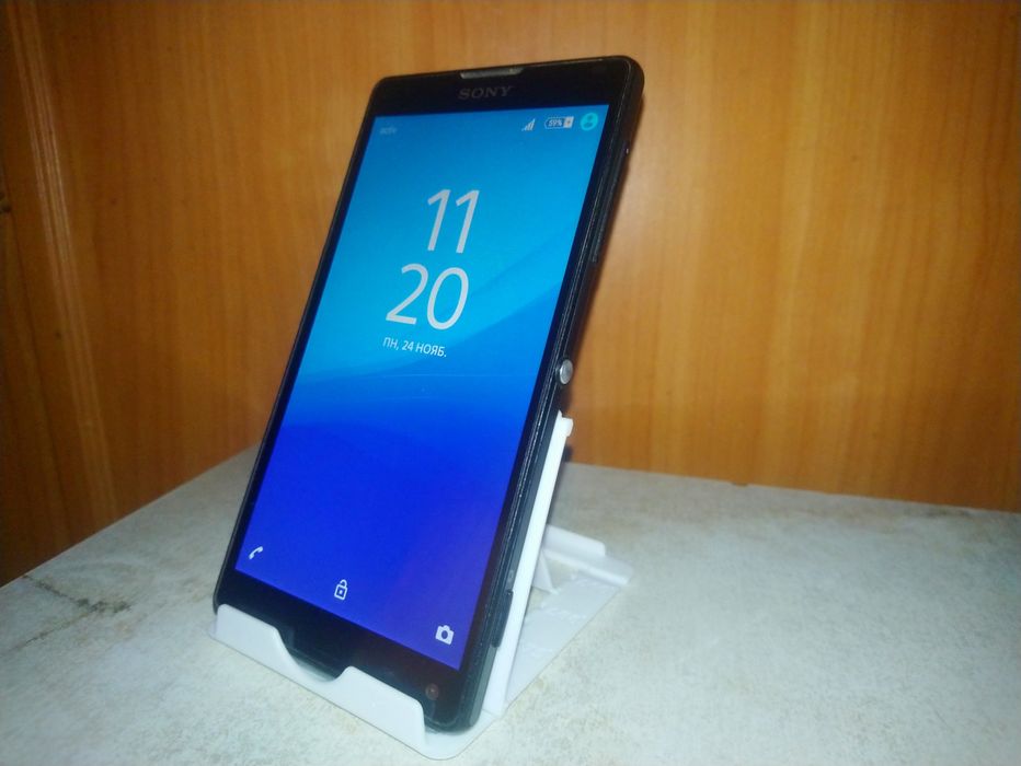 Телефон Sony Xperia ZL C6503