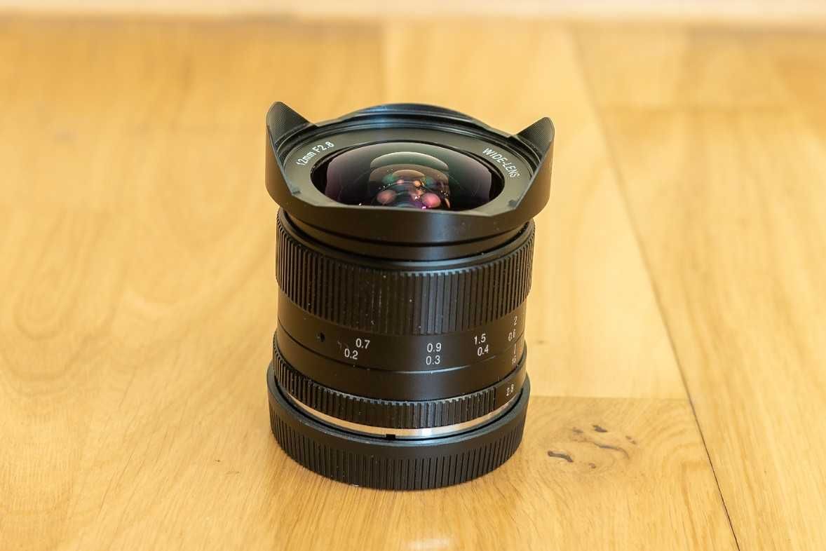 Obiectiv 7Artisans 12 mm f/2.8 pentru Canon EF-M (wide angle)